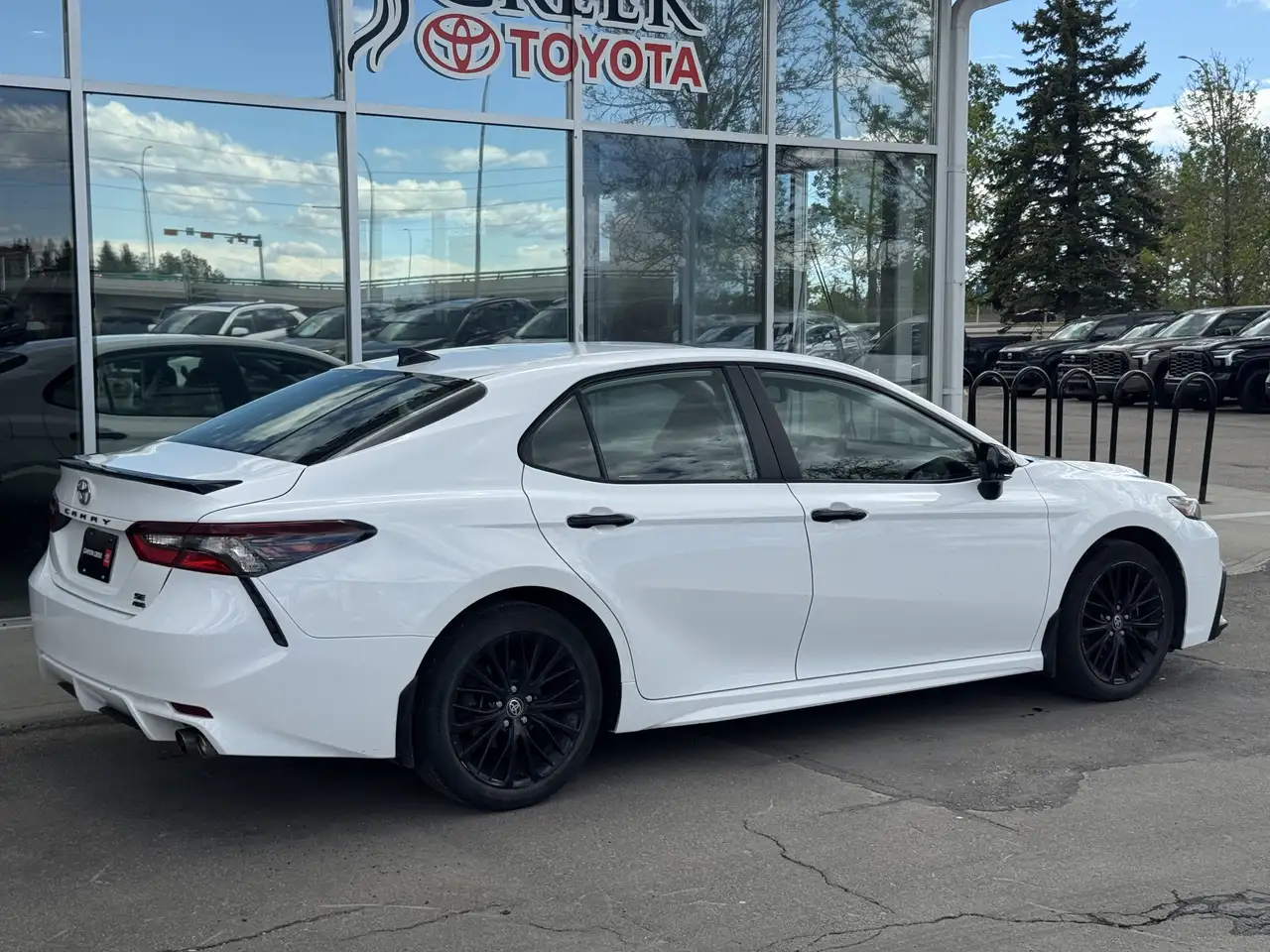 Toyota Camry снимка Toyota Camry