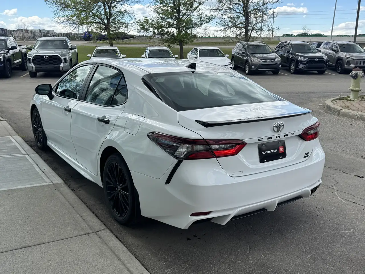 Toyota Camry снимка Toyota Camry
