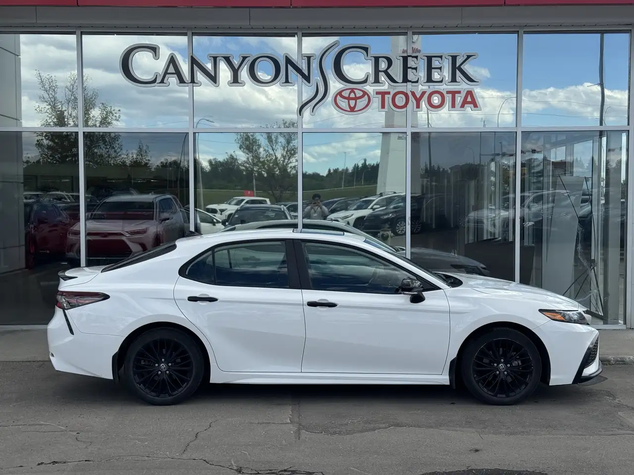 Toyota Camry снимка Toyota Camry