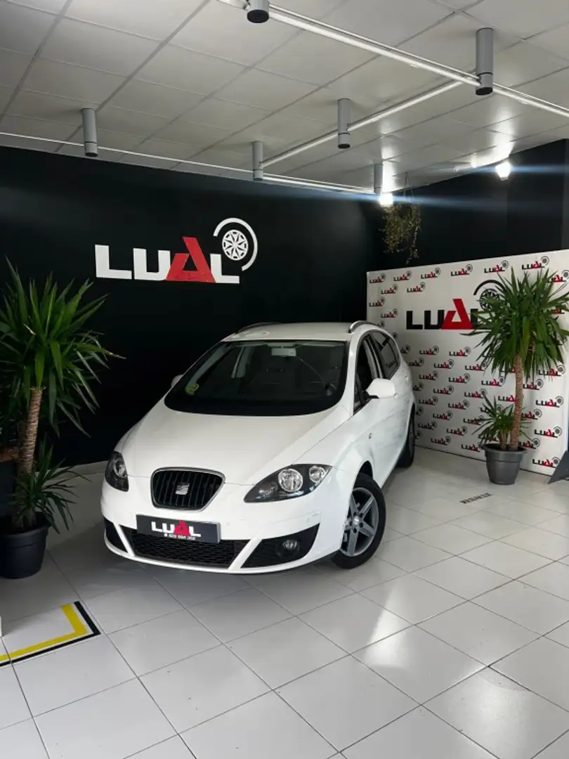 SEAT Altea XL 1.6TDI CR S&S I-Tech E-ecomotive Biały - 1