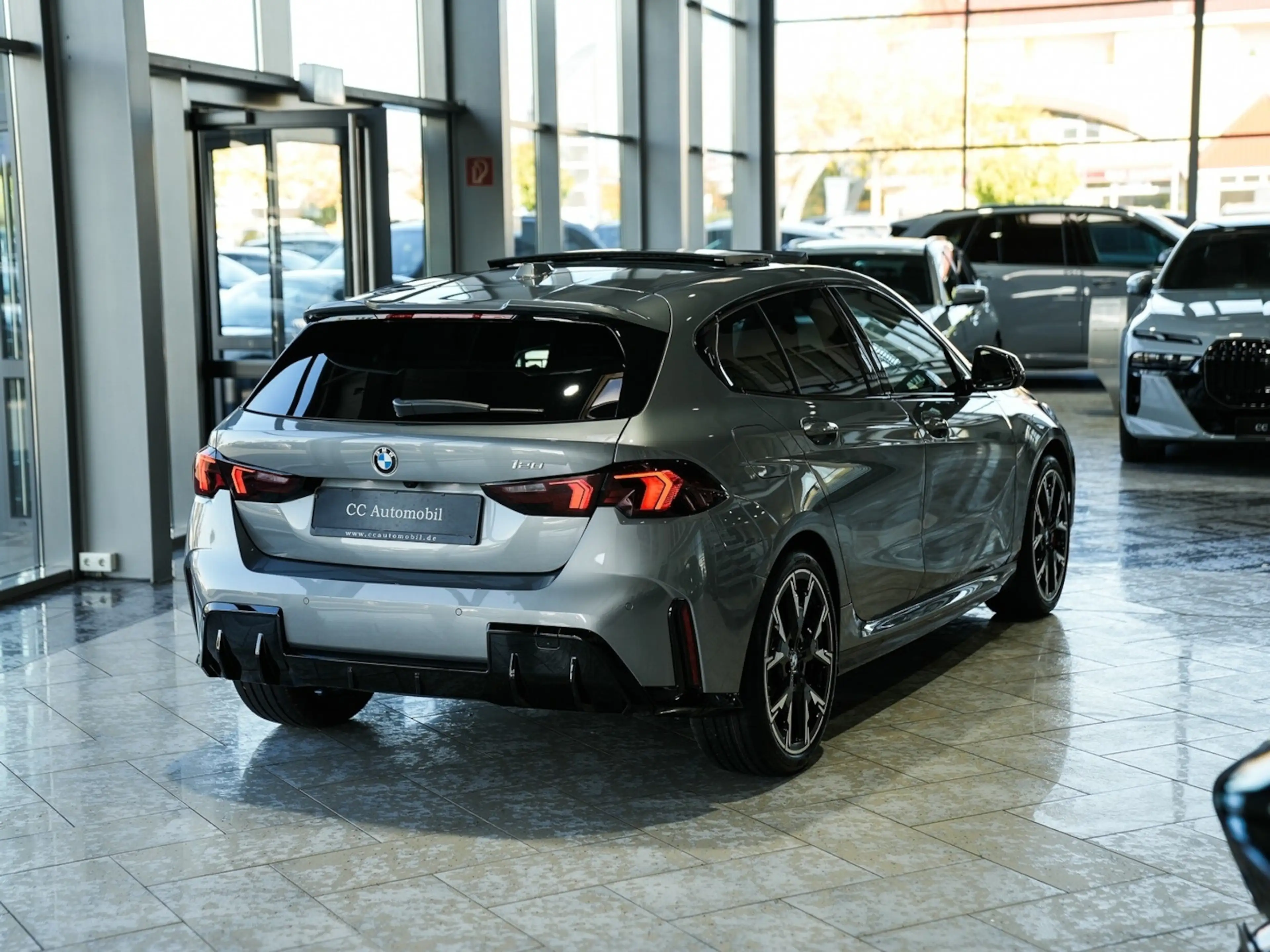 BMW 120 M SPORT PRO 19LM Panorama Komfortz. Kamera — photo 9
