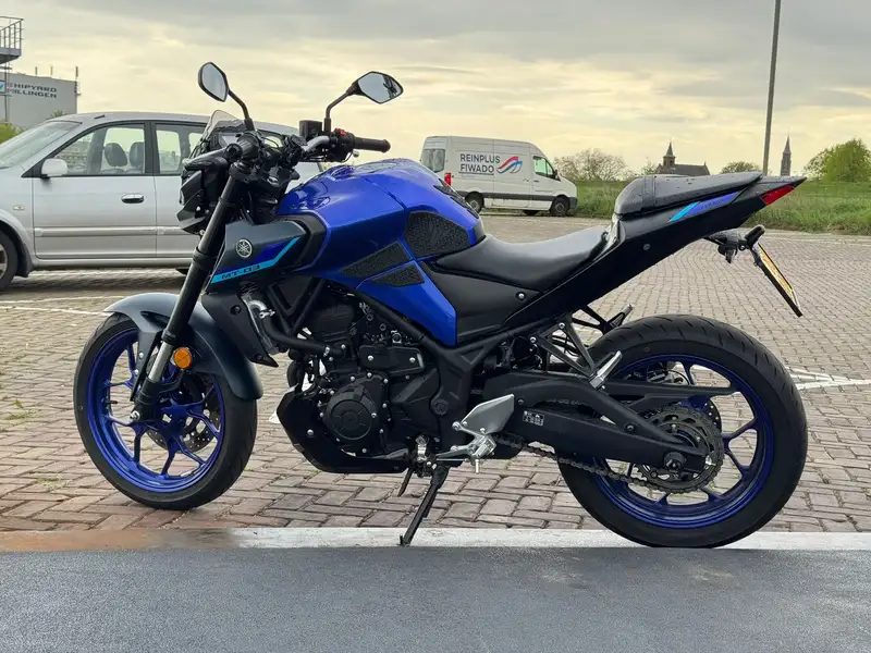 Yamaha MT-03 - foto 5