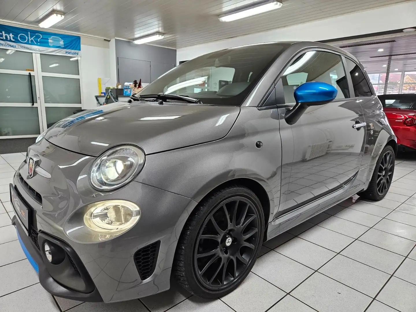 Abarth 500 F595*Facelift*Apple-Connect*AndroidAuto*PDC* siva - 1