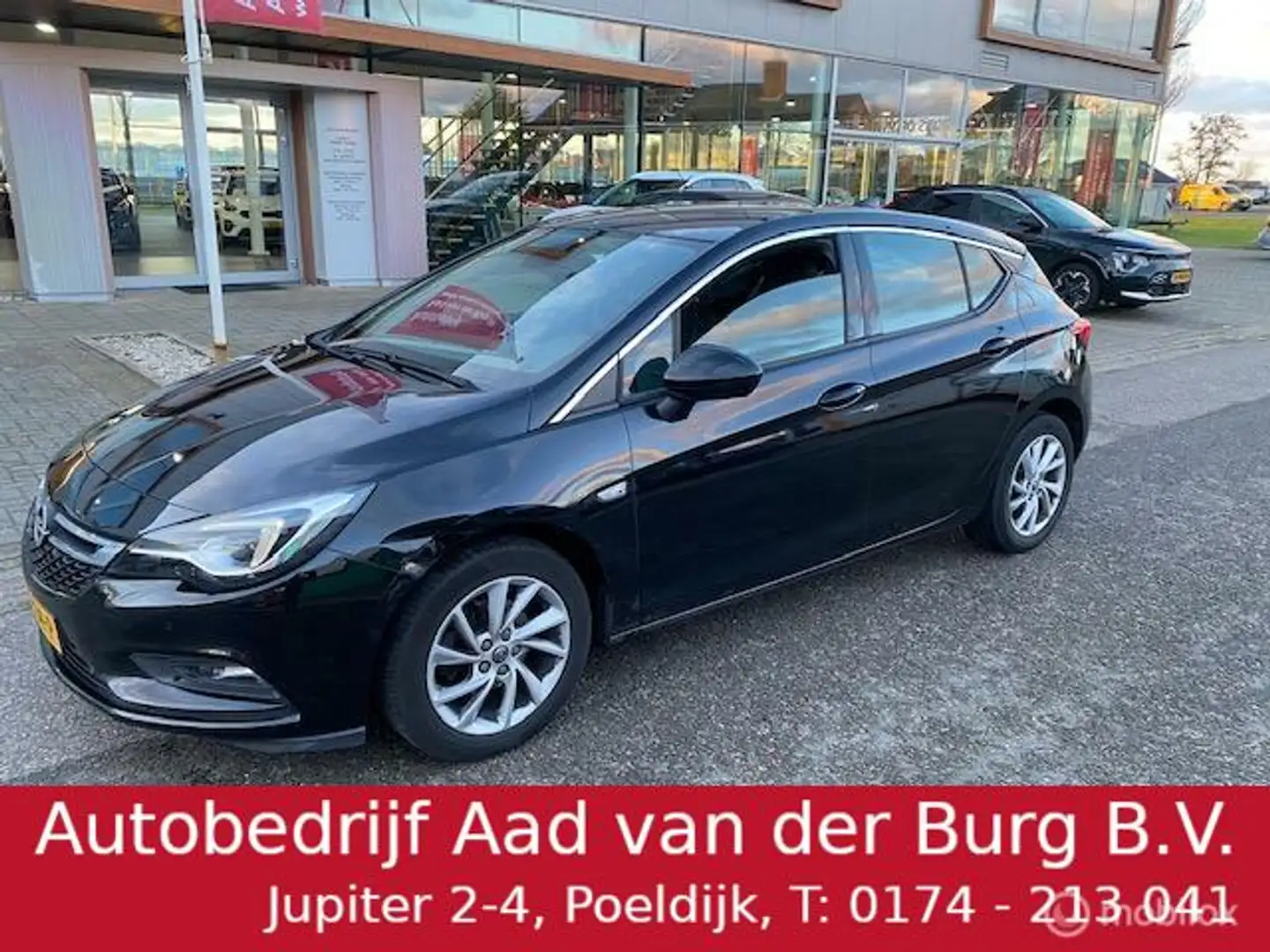 Opel Astra 1.0 Business+ Navigatie , Climaat , Parkeerhulp ac Zwart - 1