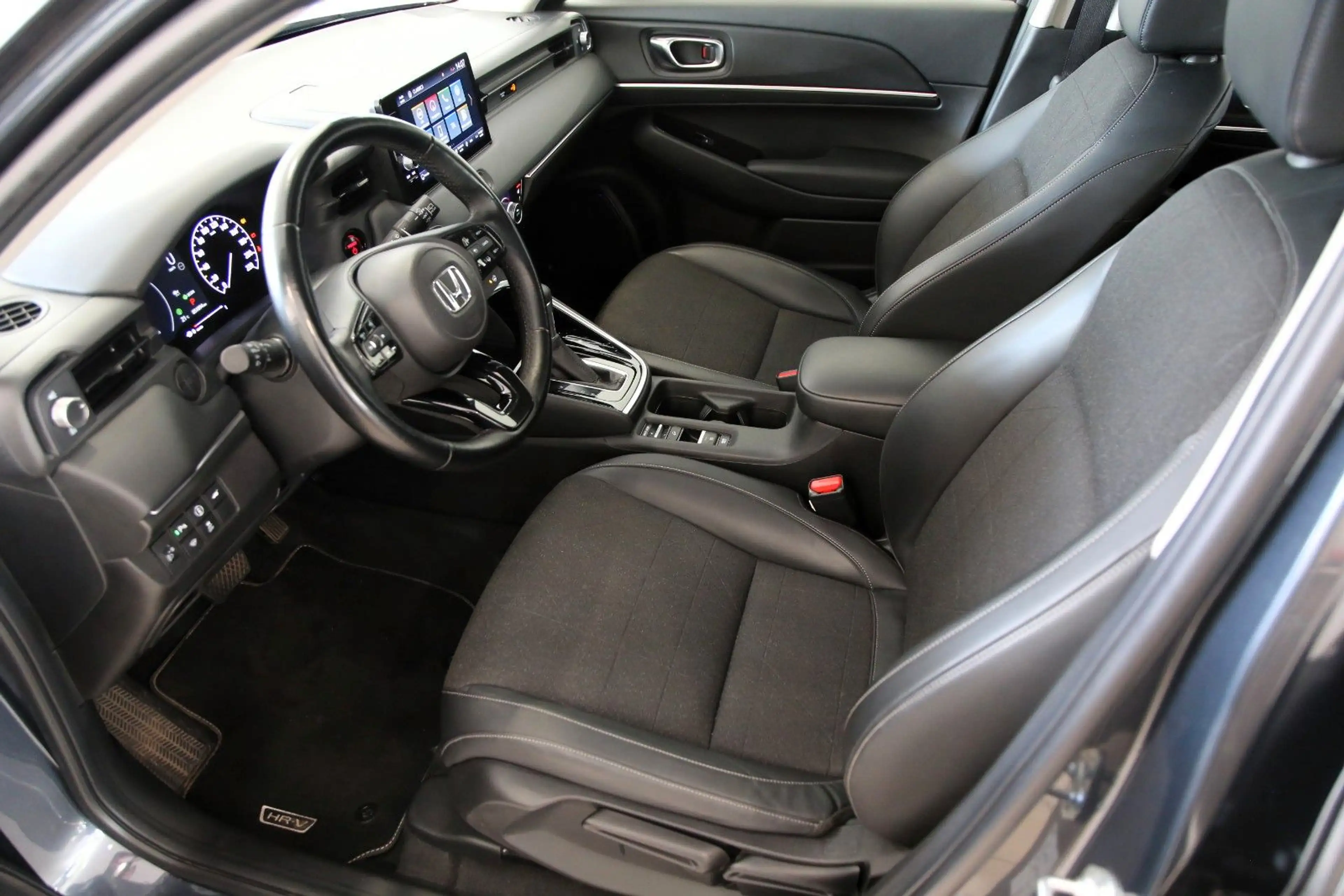 Honda HR-V Advance LHZ SHZ RFK Navi DAB — photo 4