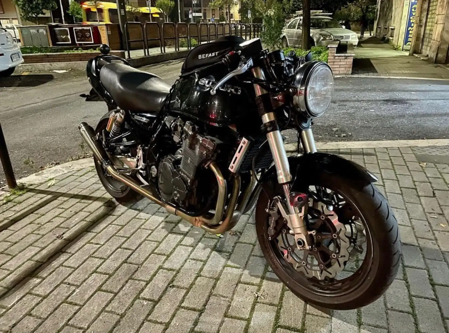 Suzuki GSX 750 Inazuma Nero - 1