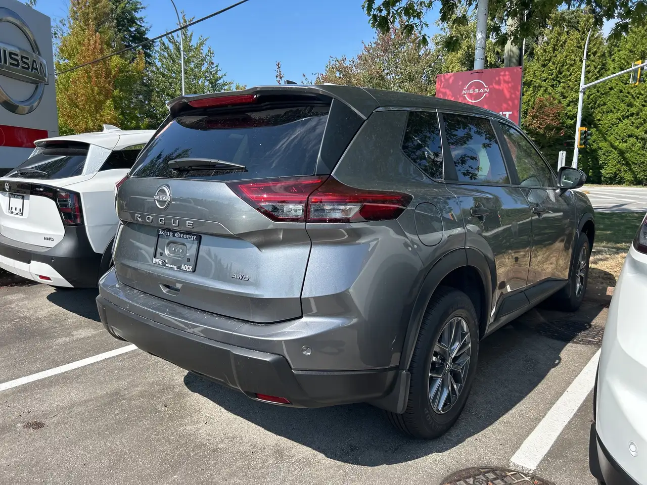Nissan Rogue снимка Nissan Rogue