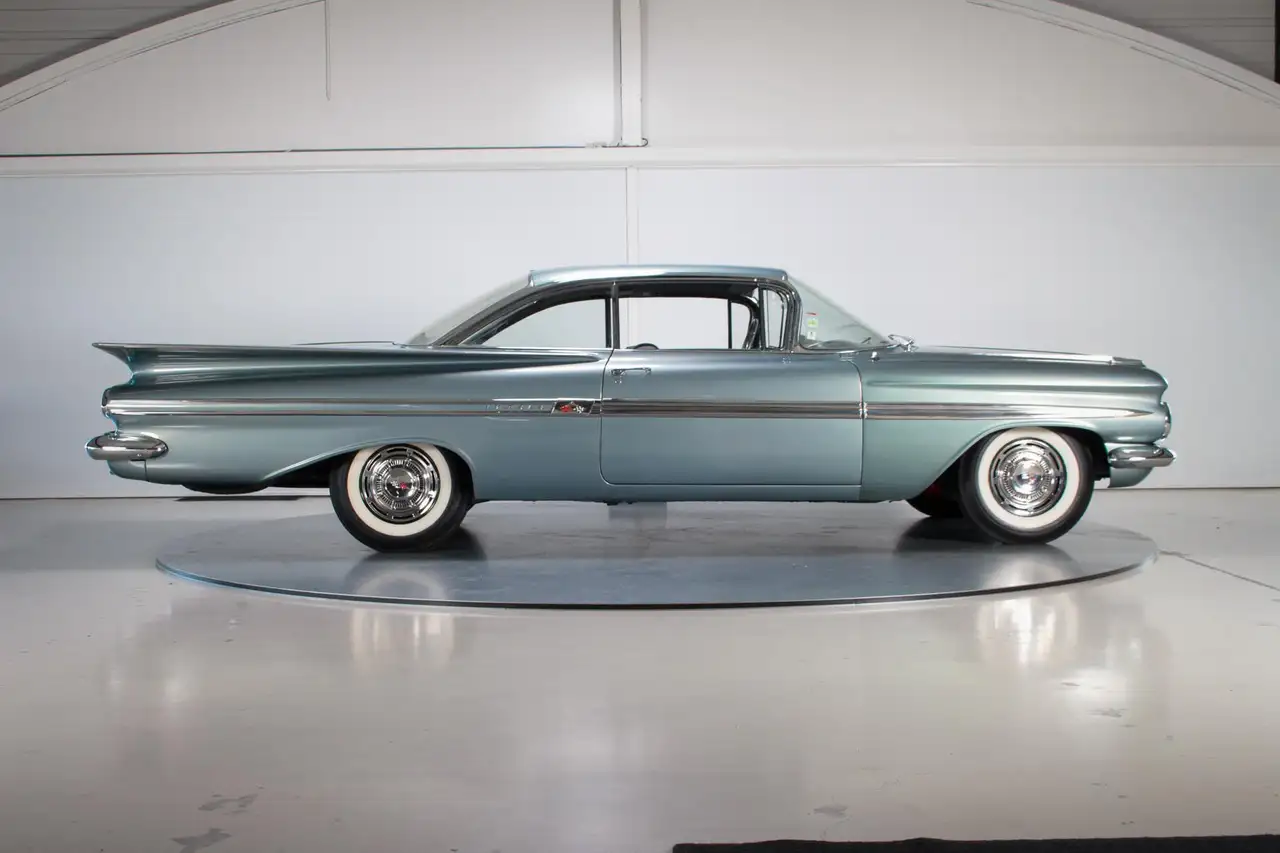 Chevrolet Impala Coupe | 283 V8 | 3-Speed | Original European Expor, foto 10
