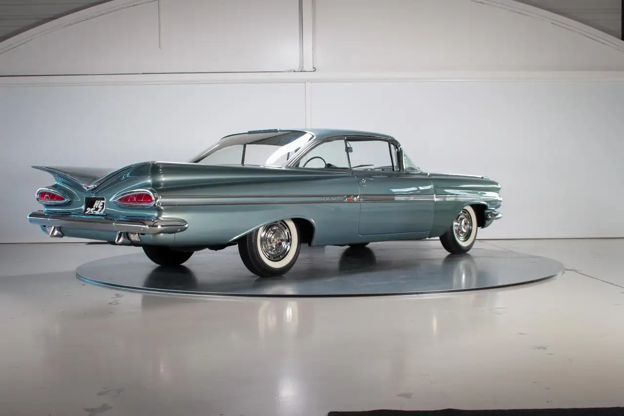 Chevrolet Impala Coupe | 283 V8 | 3-Speed | Original European Expor, foto 9