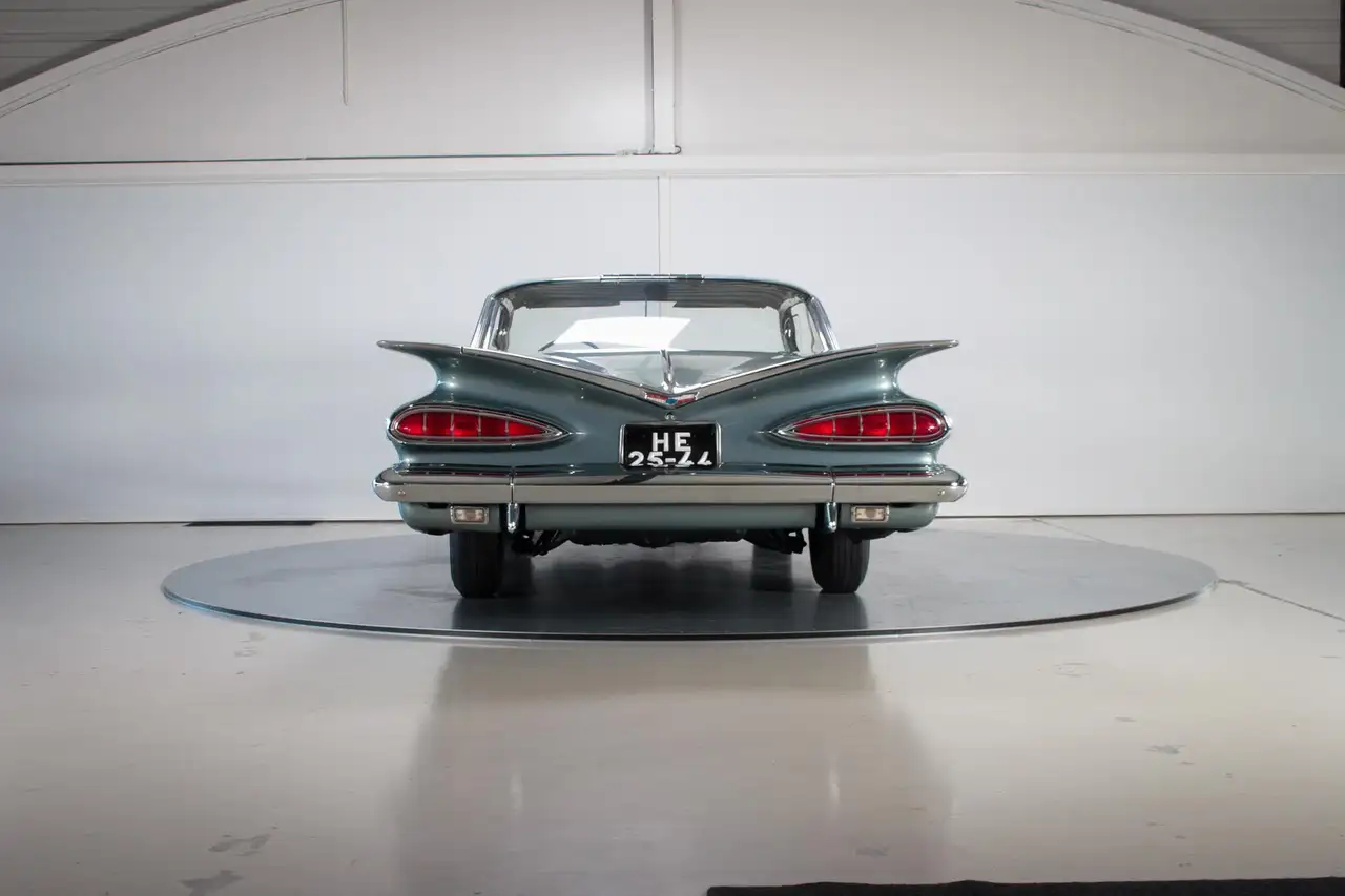 Chevrolet Impala Coupe | 283 V8 | 3-Speed | Original European Expor, foto 8