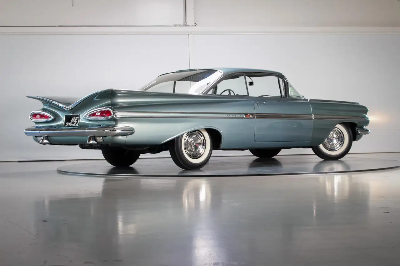 Chevrolet Impala Coupe | 283 V8 | 3-Speed | Original European Expor, foto 4