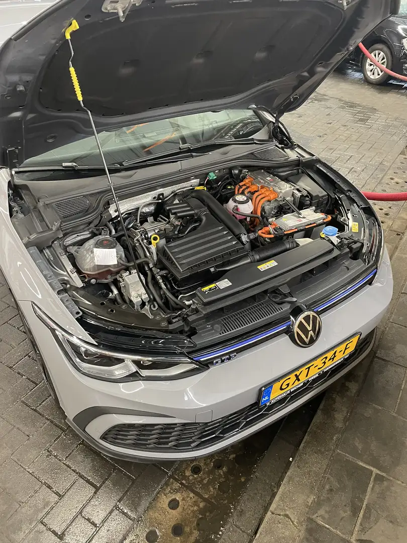 Volkswagen Golf GTE GTE 1.4  TSI. eHybrid  DSG /  Stand HZG / AHK /Nav Grau - 1