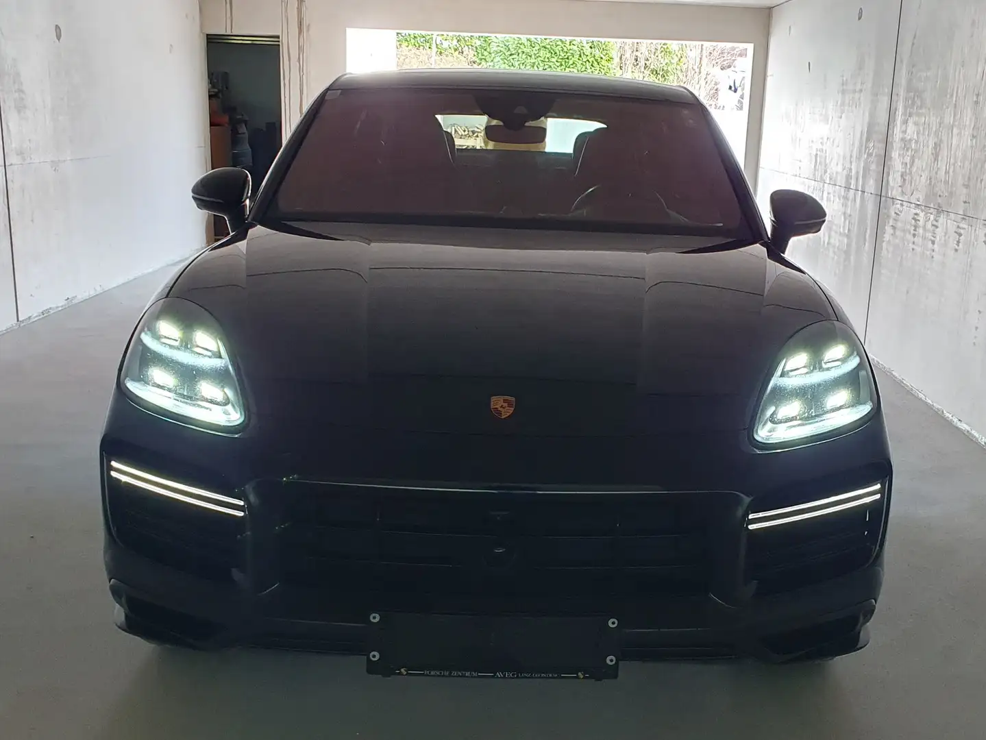 Porsche Cayenne Coupe Turbo S E-Hybrid 680PS Schwarz - 1