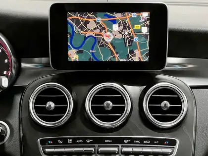 Annonce voiture d'occasion Mercedes-Benz GLC 220 - CARADIZE