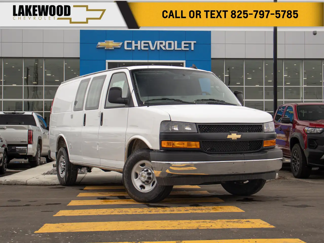 2025 Chevrolet Express 3500