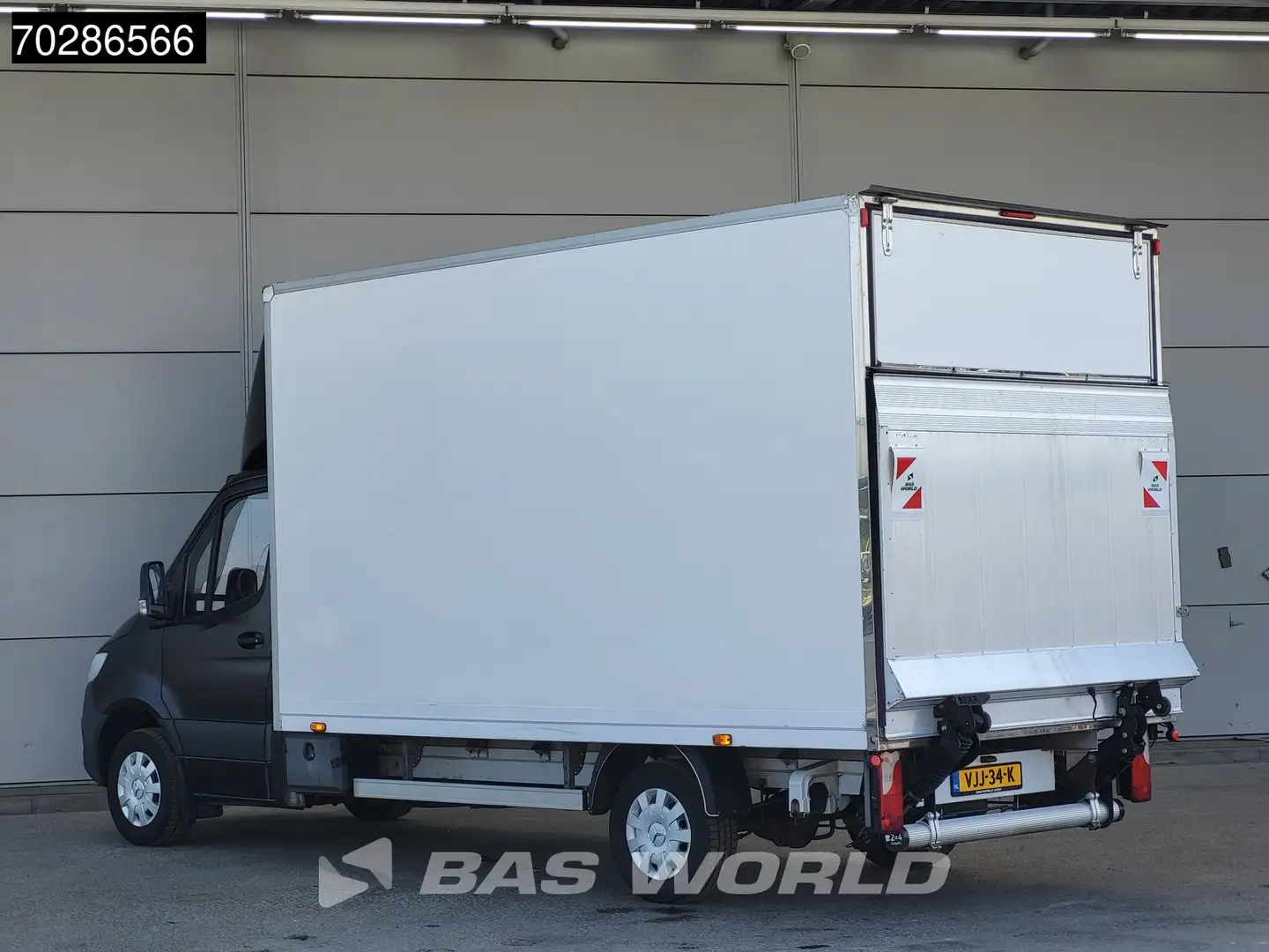 Mercedes-Benz Sprinter 316 CDI Laadklep Zijdeur Bakwagen Airco Cruise Eur Zwart - 2