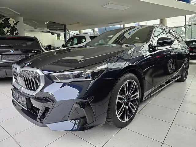 BMW 520 d xDrive Touring -Modell G61 M-Aerodynamikpaket Ansicht 1