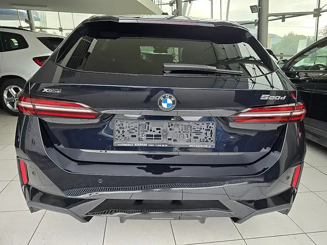 BMW 520 d xDrive Touring -Modell G61 M-Aerodynamikpaket Ansicht 6