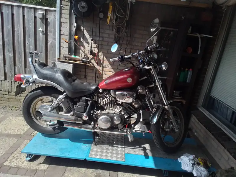 Yamaha XV 1100 Virago
