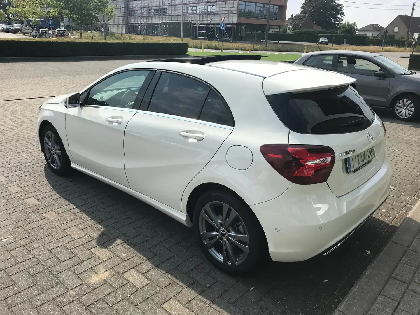 Mercedes-Benz A 180 A 180 d 7G-DCT Peak Edition Blanc - 2