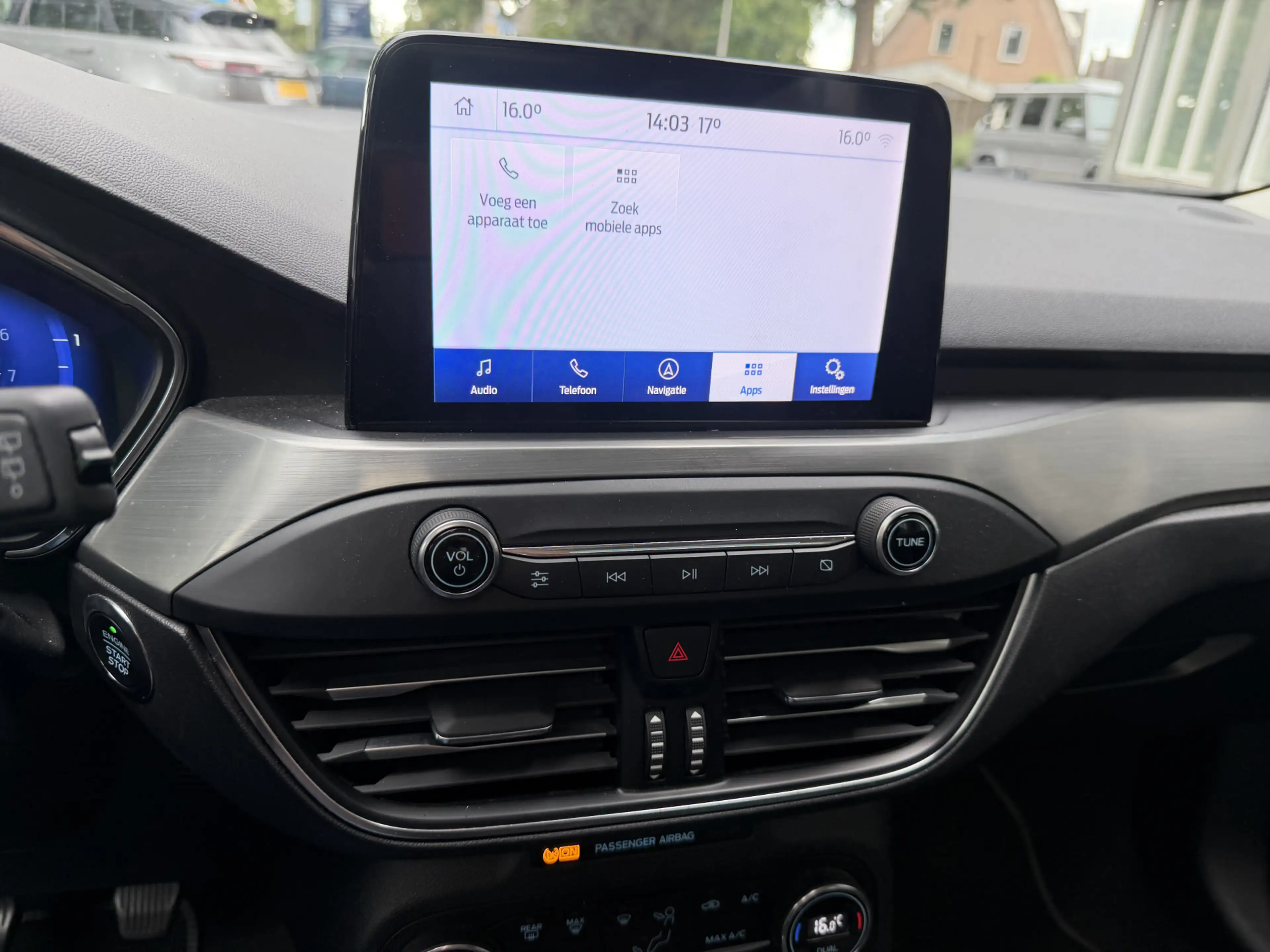 Ford Focus Wagon 1.0 EcoBoost Hybrid Titanium X Business Bj 2 — photo 50