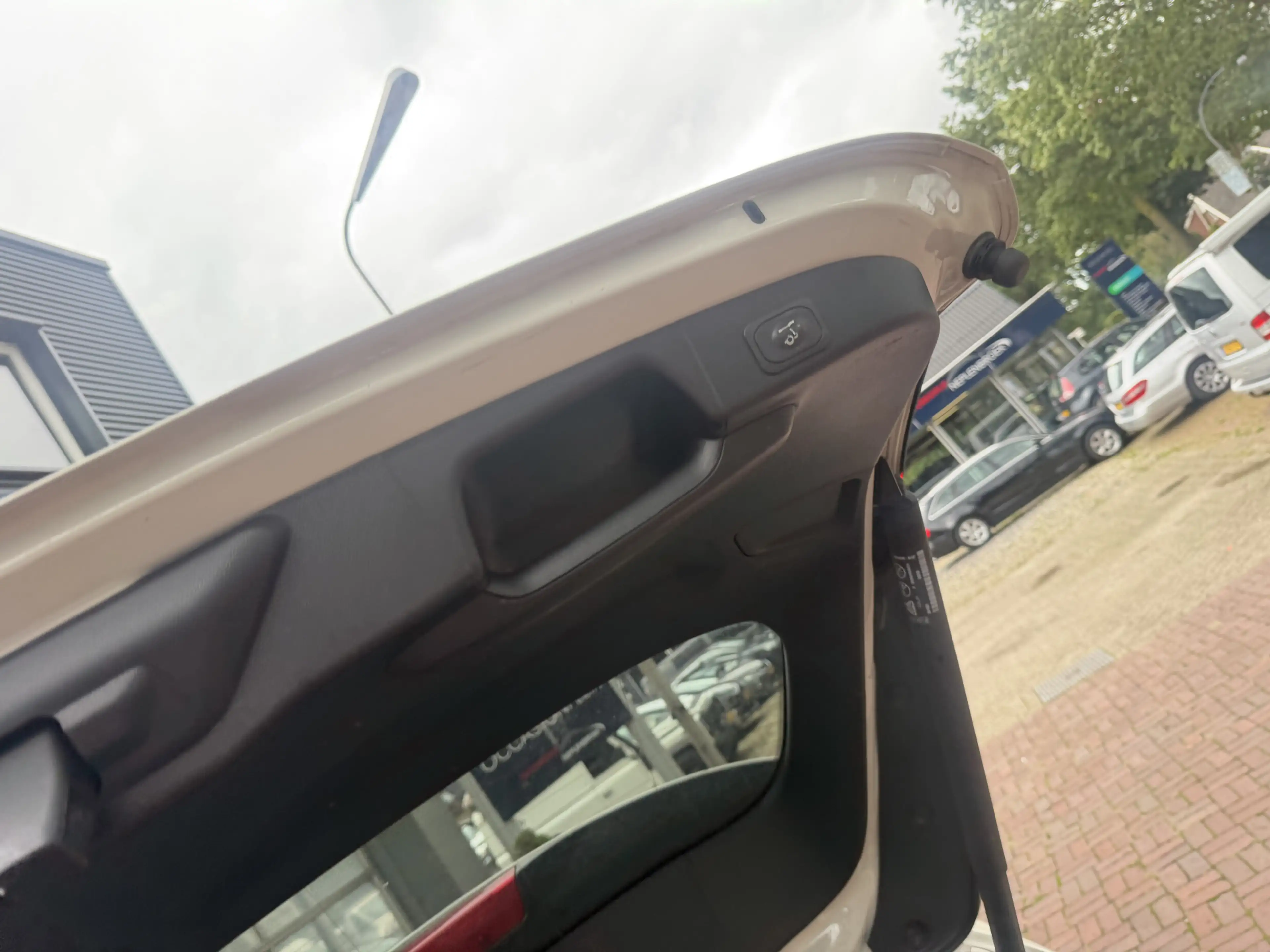 Ford Focus Wagon 1.0 EcoBoost Hybrid Titanium X Business Bj 2 — photo 19
