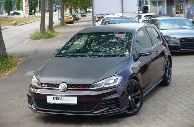Volkswagen Golf VII Lim. GTI Performance / Leder / ACC /