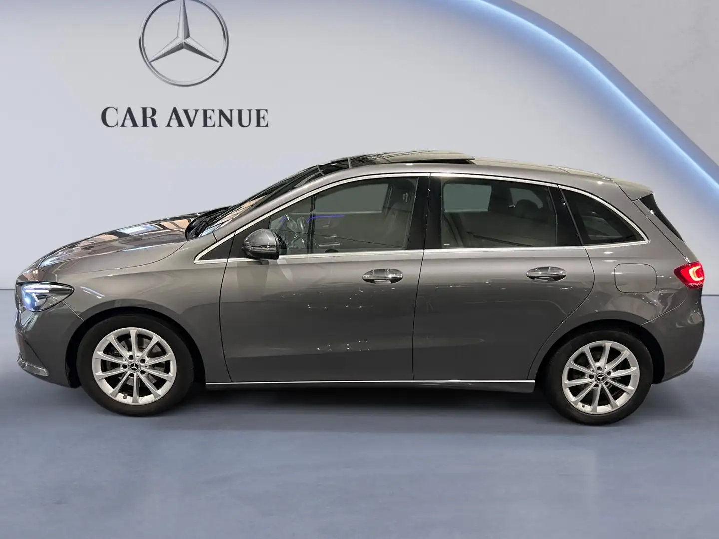 Mercedes-Benz B 200 d Luxury Line Gris - 2