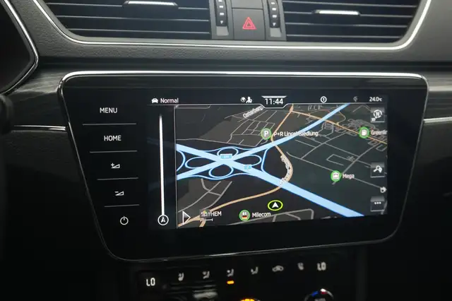 Skoda Superb view 15