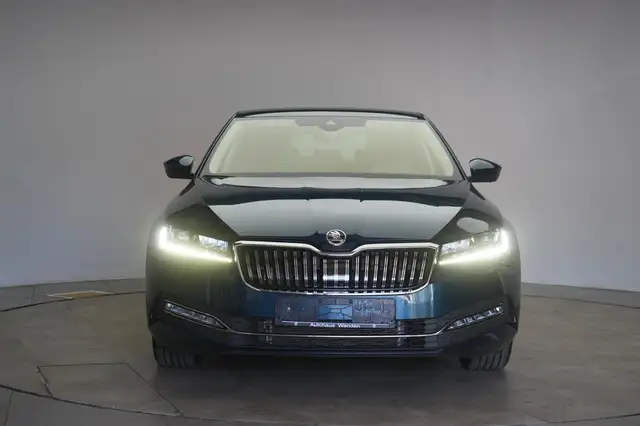 Skoda Superb view 2