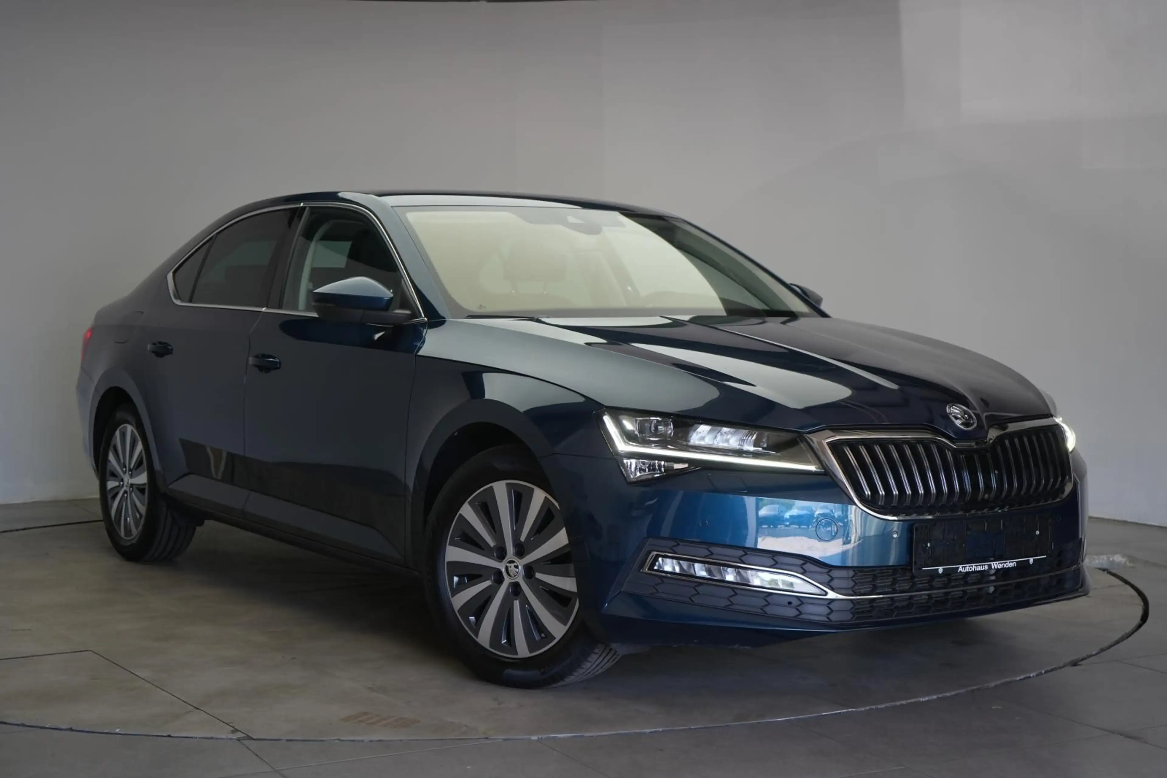 Skoda Superb 2.0 TDI DSG Premium Edition
