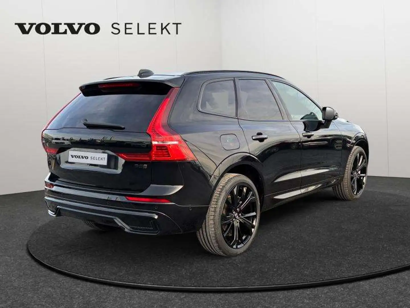 Volvo XC60 B5 AWD Black Edition / Essence Schwarz - 2