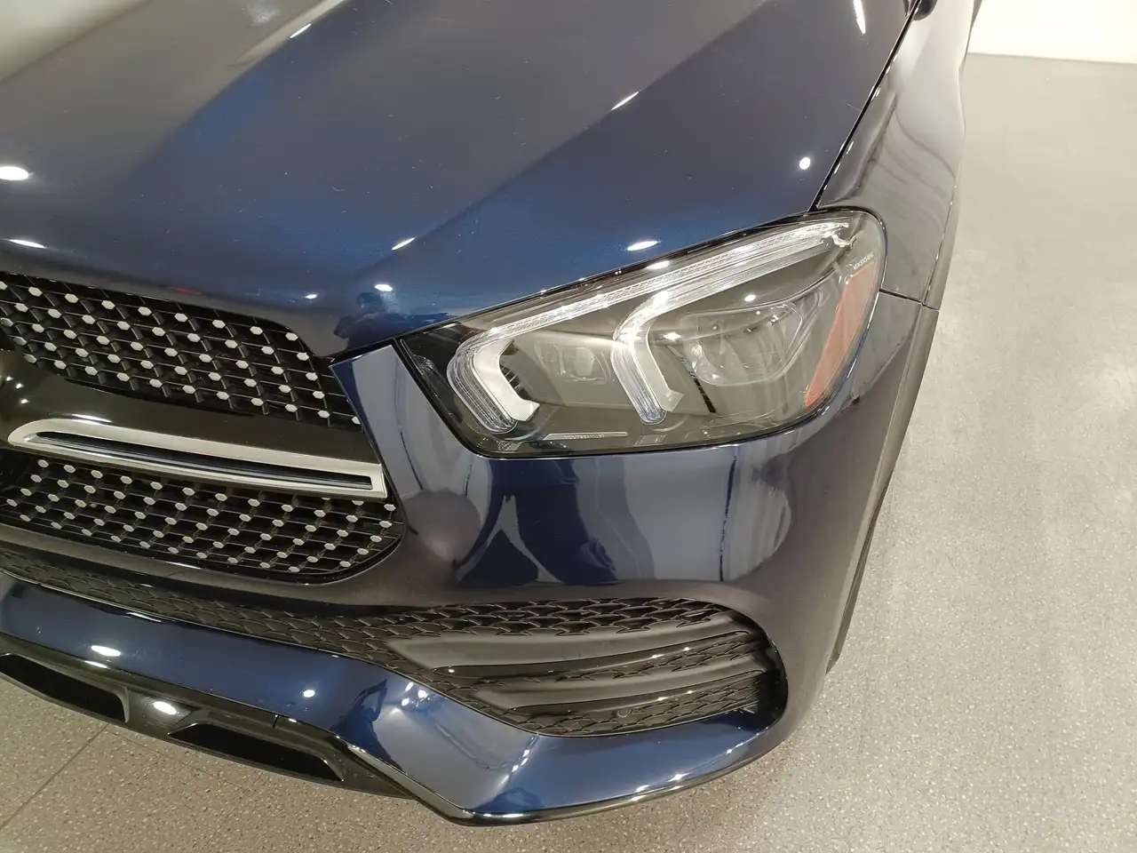 Mercedes-Benz GLE снимка Mercedes-Benz GLE
