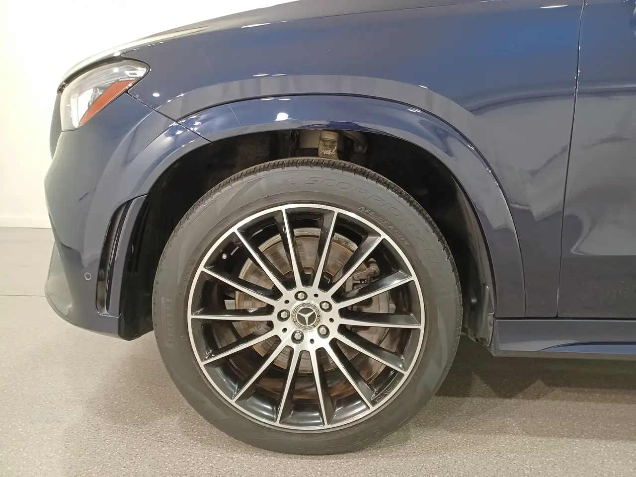 Mercedes-Benz GLE снимка Mercedes-Benz GLE