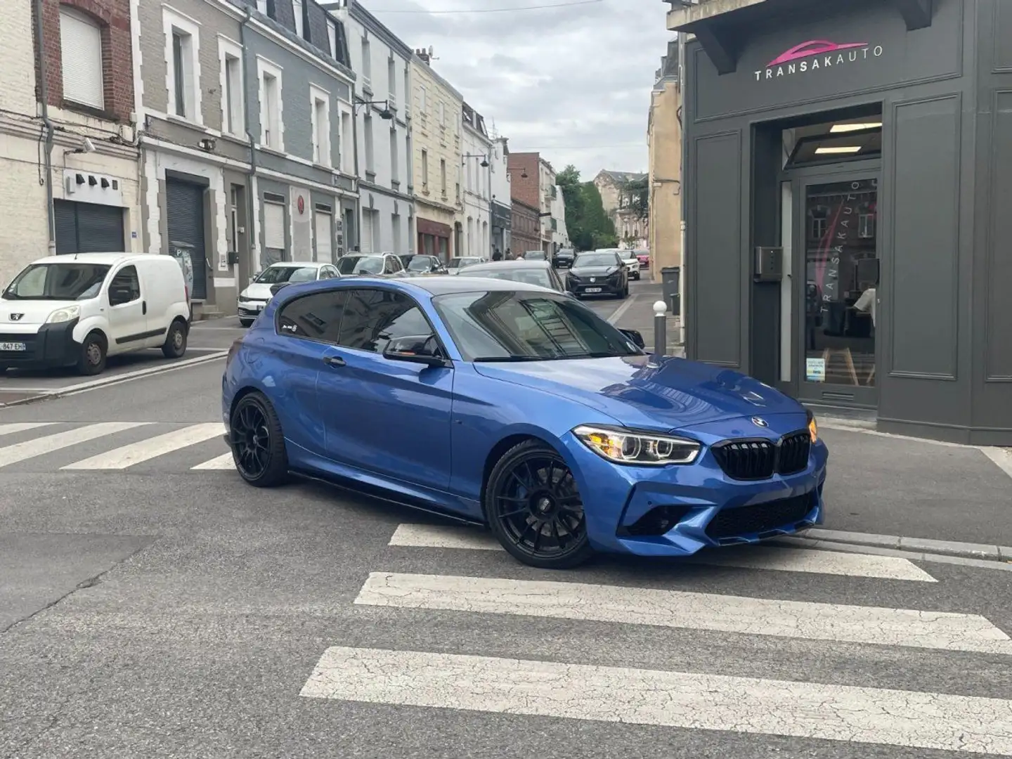 BMW 135 SERIE F21 LCI M135i xDrive 326 ch A / GRAND ECRAN  Azul - 1