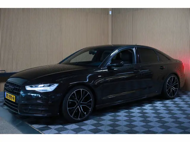 Audi A6 view 8