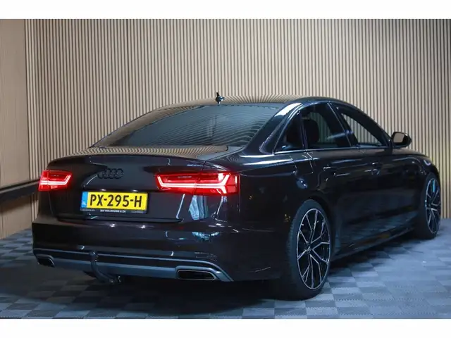 Audi A6 view 3