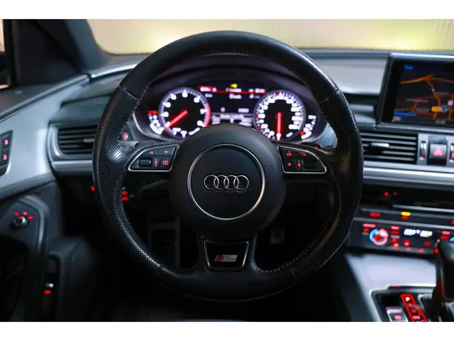 Audi A6 view 11