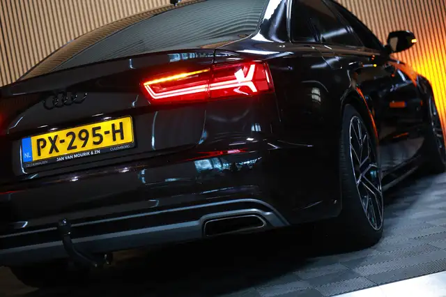 Audi A6 view 10