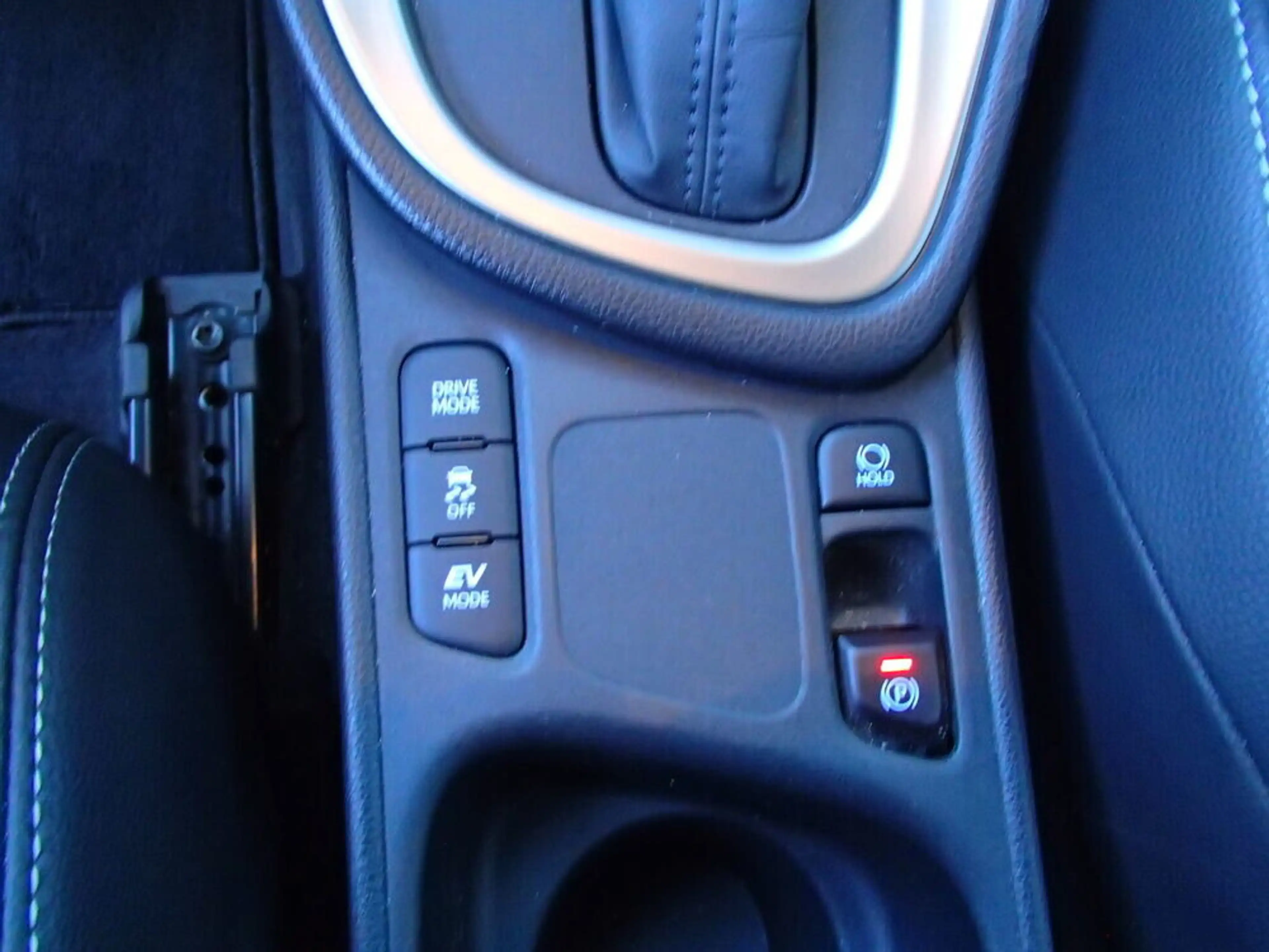 Mazda 2 Mazda2 Pure — photo 11