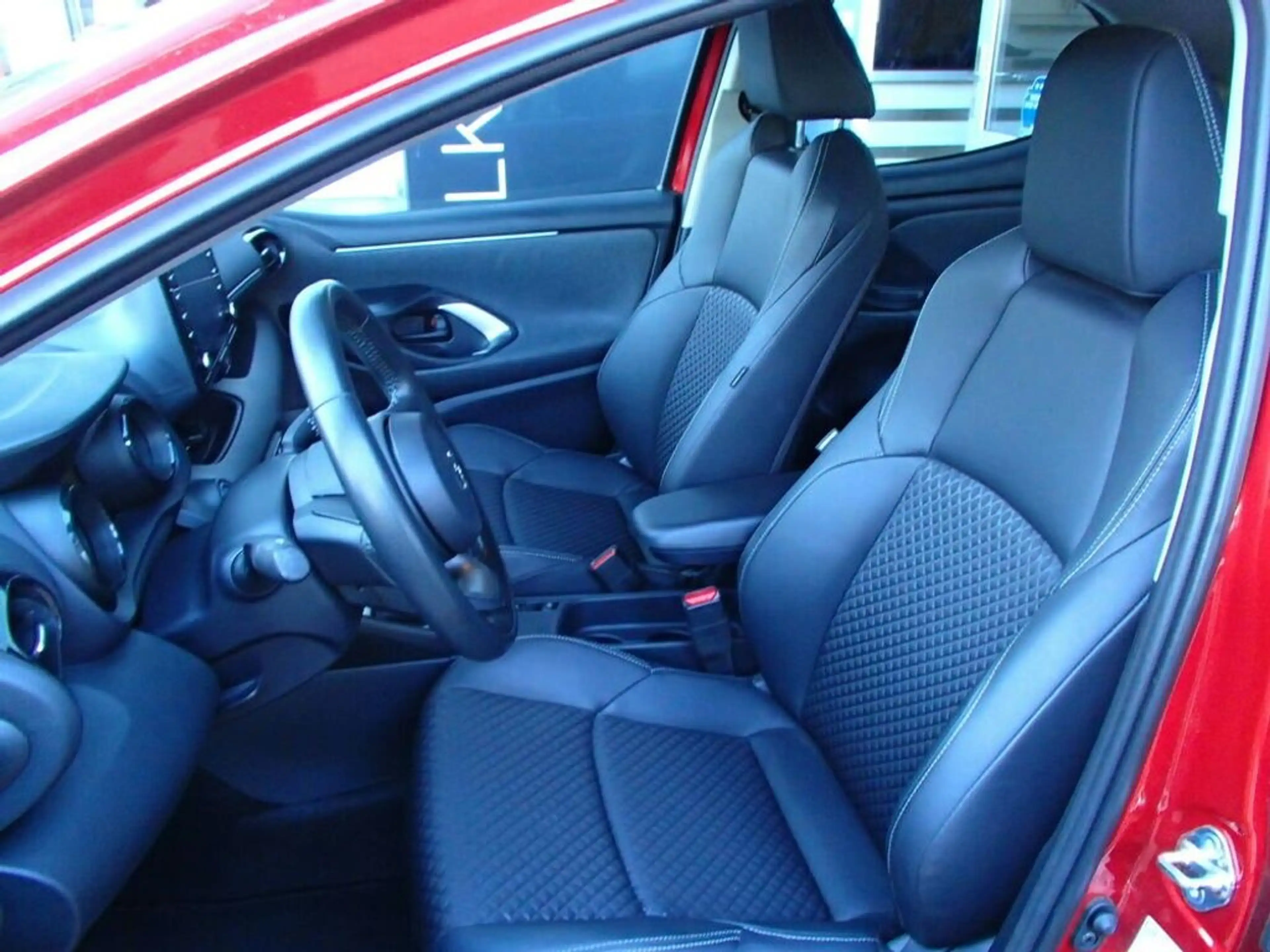 Mazda 2 Mazda2 Pure — photo 8