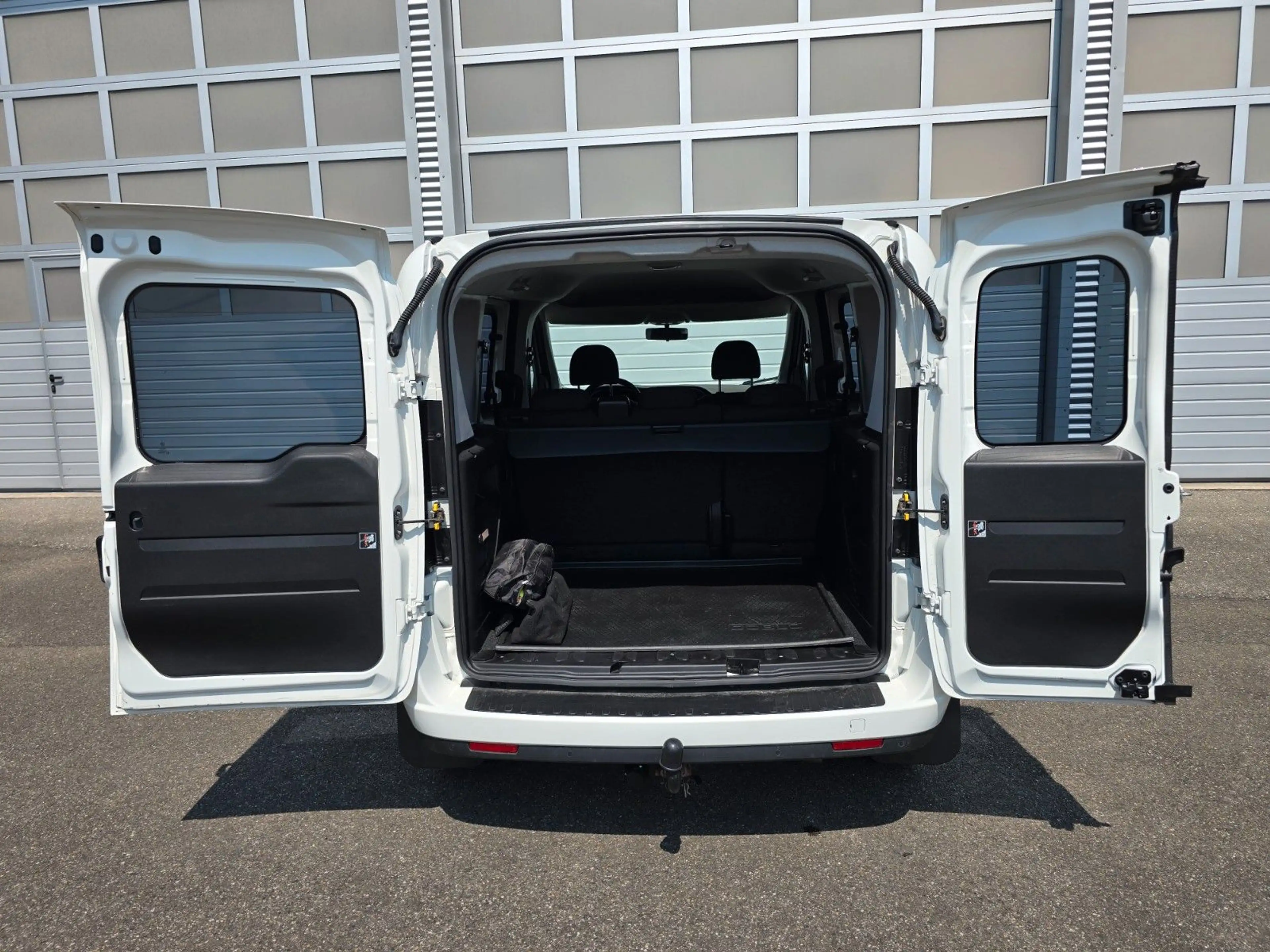 Fiat Doblo Professional, 6 Gang, Garantie — photo 10