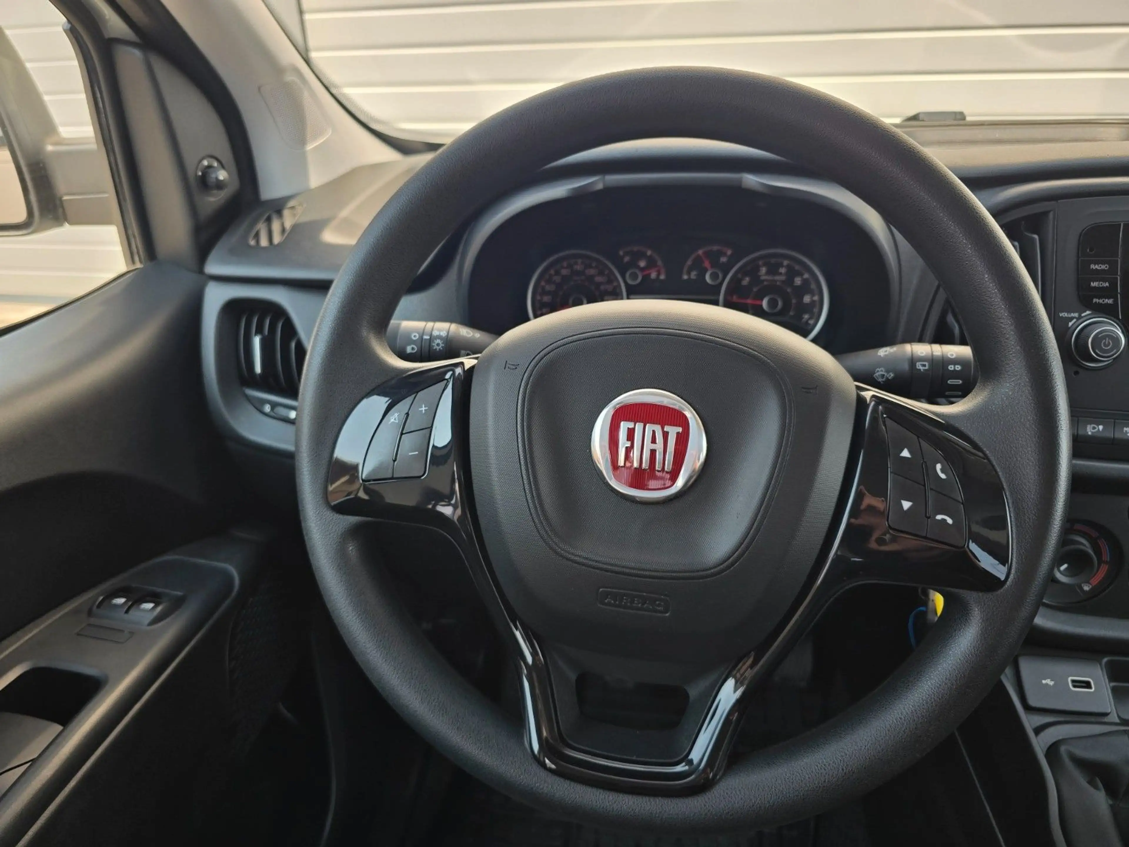 Fiat Doblo Professional, 6 Gang, Garantie — photo 15
