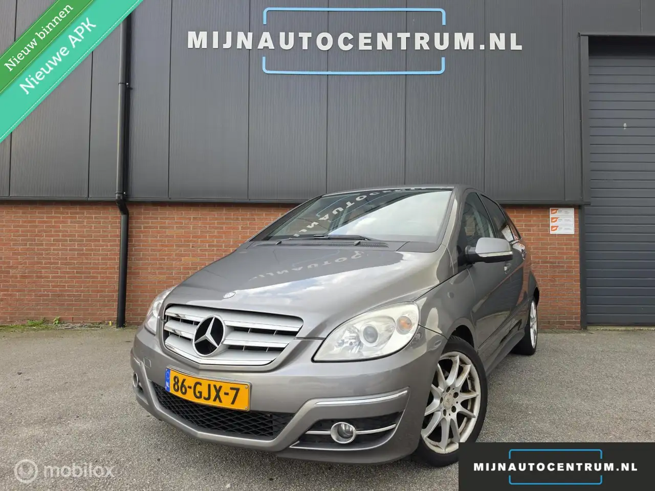 Mercedes-Benz B 170