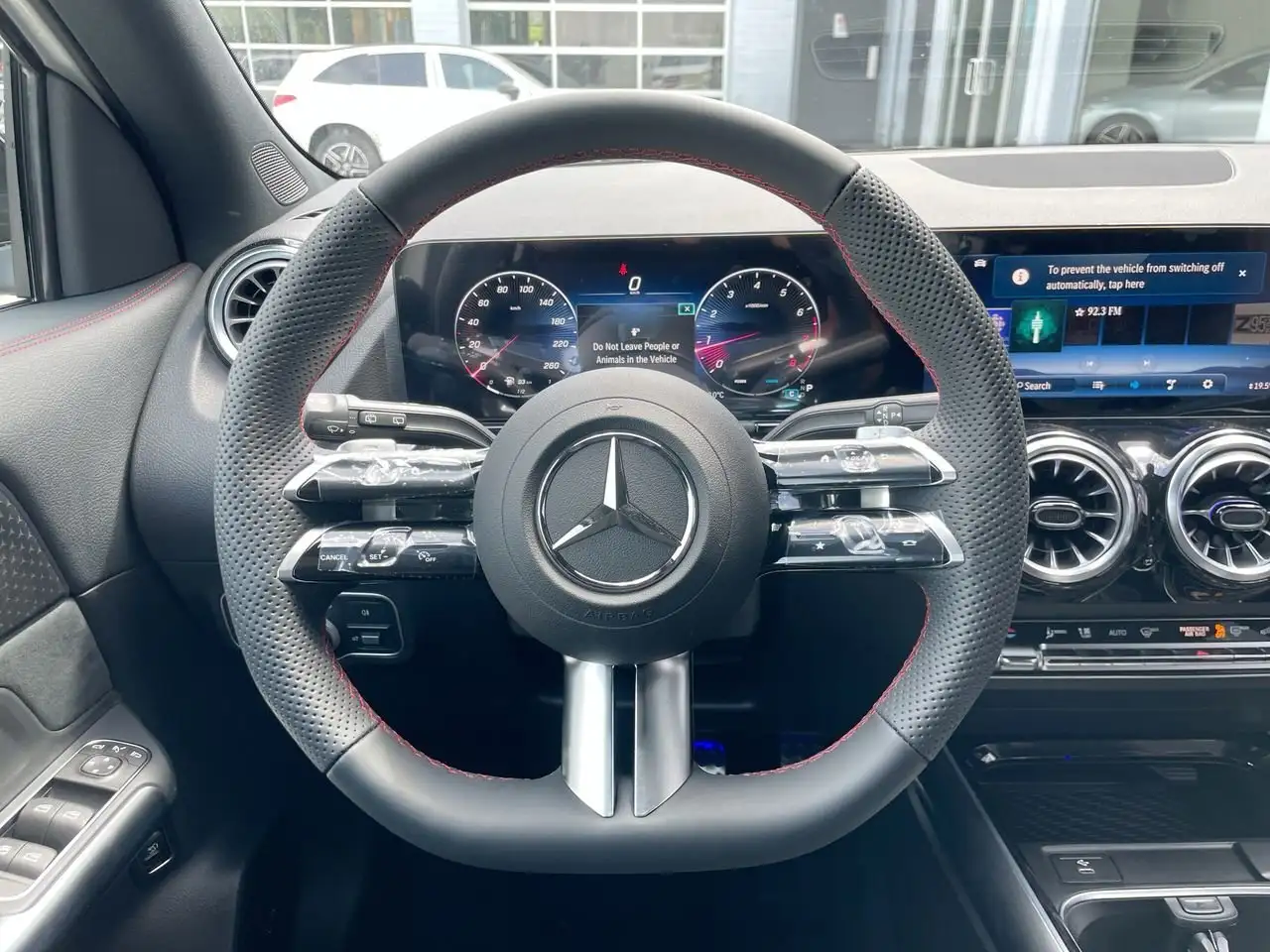 Mercedes-Benz GLA photo Mercedes-Benz GLA