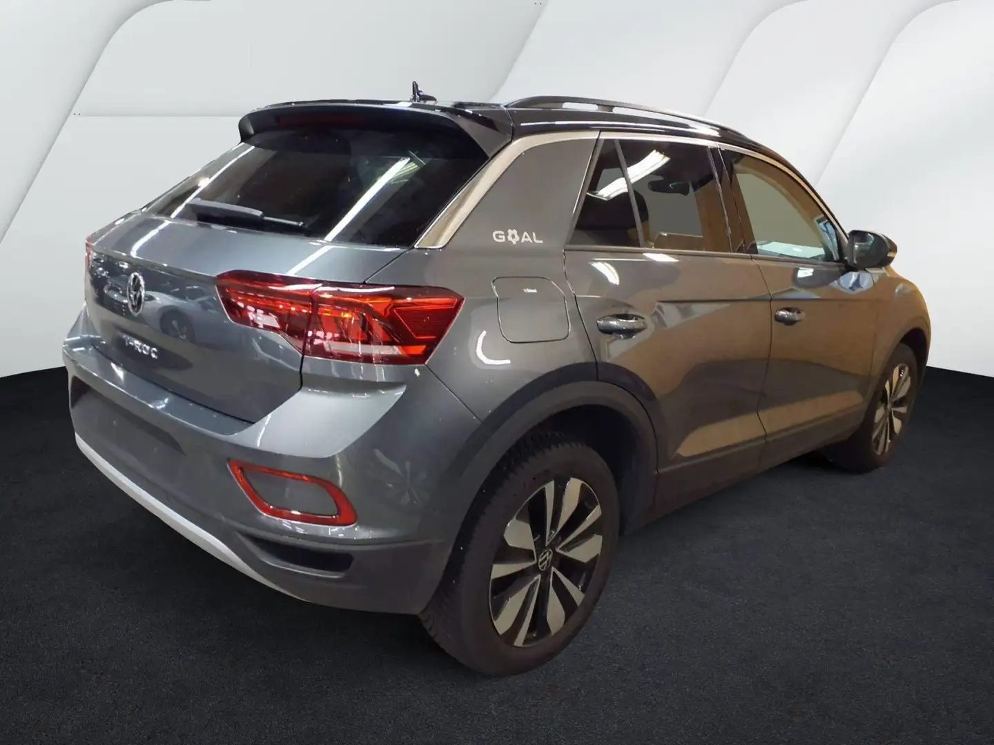 Volkswagen T-Roc 2.0 TDI DSG Goal Navi LEDPlus DAB+ FrontAs Grau - 2