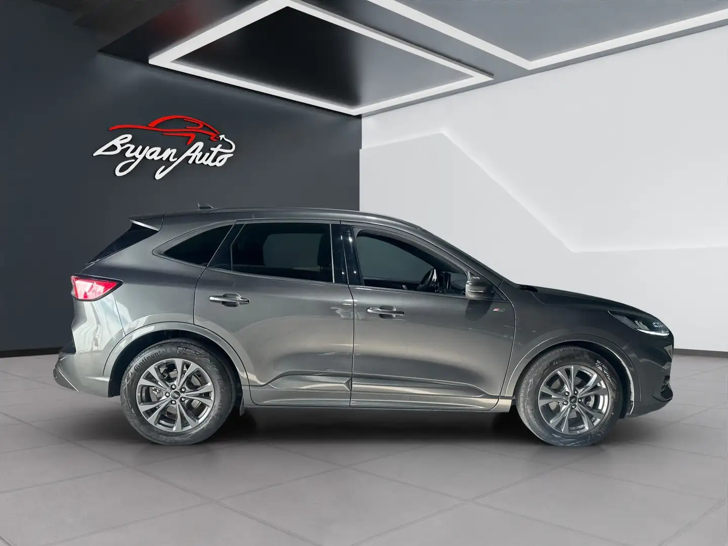 Ford Kuga 2.0 ecoblue ST-Line 2wd 120cv auto IVA ESPOSTA - 1