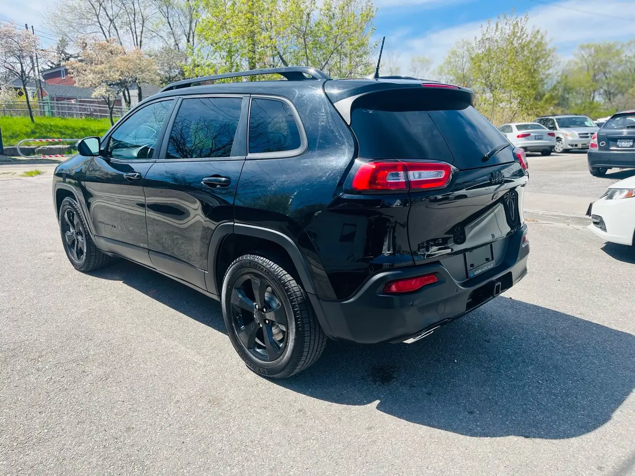 Jeep Cherokee снимка Jeep Cherokee