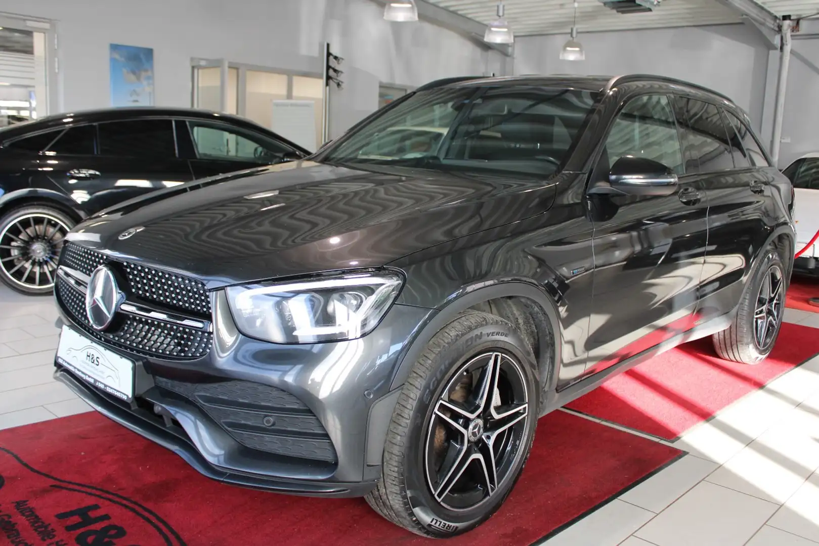 Mercedes-Benz GLC 300 de 4Matic AMG-LINE Gris - 2