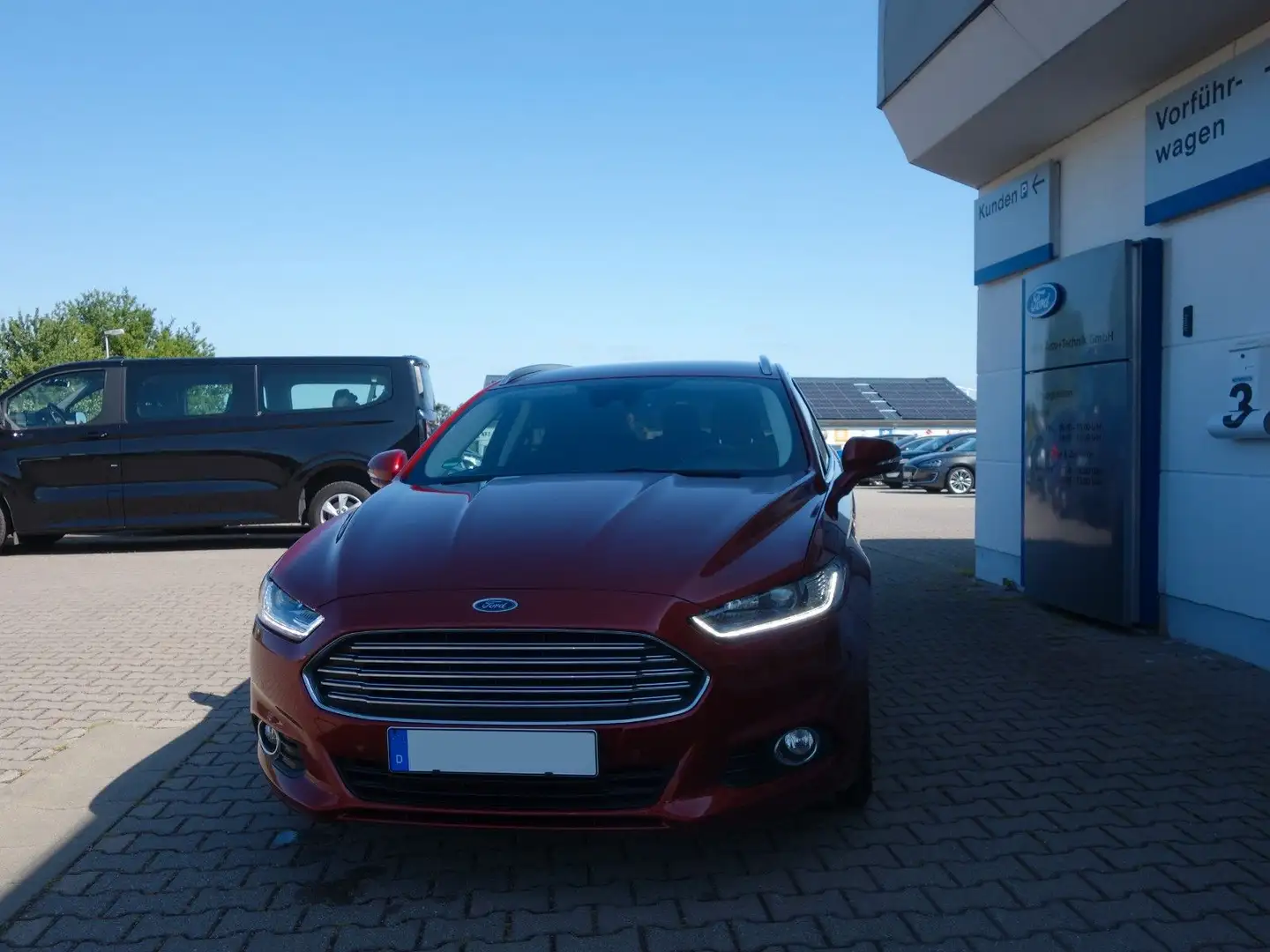 Ford Mondeo Turnier 1,5 EcoBoost, Autom., LED, NAVi Rot - 2